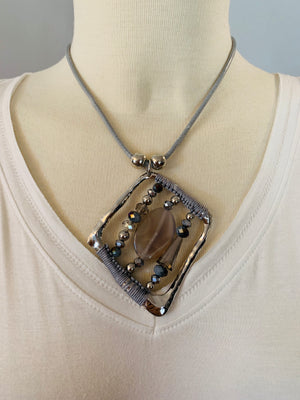 Diamond Stone Necklace- -Trendy Me Boutique, Granada Hills California