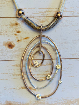 Gold Circle Swirl Necklace- -Trendy Me Boutique, Granada Hills California