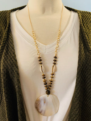 Cream Shelda Necklace- -Trendy Me Boutique, Granada Hills California