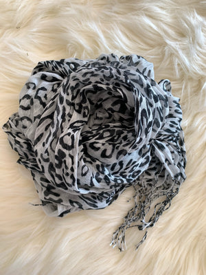 White Black Leopard Printed Scarves- -Trendy Me Boutique, Granada Hills California